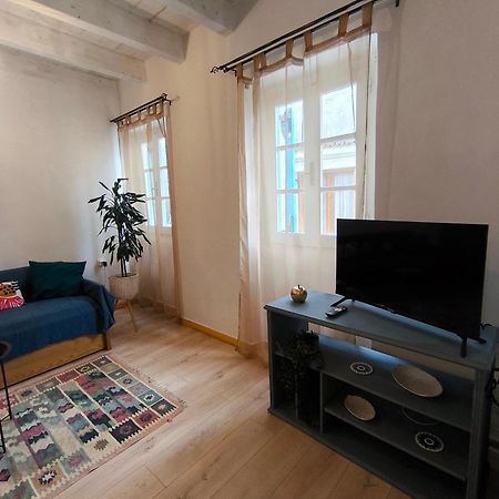 Dafnis Apartment Corfu Town Екстер'єр фото