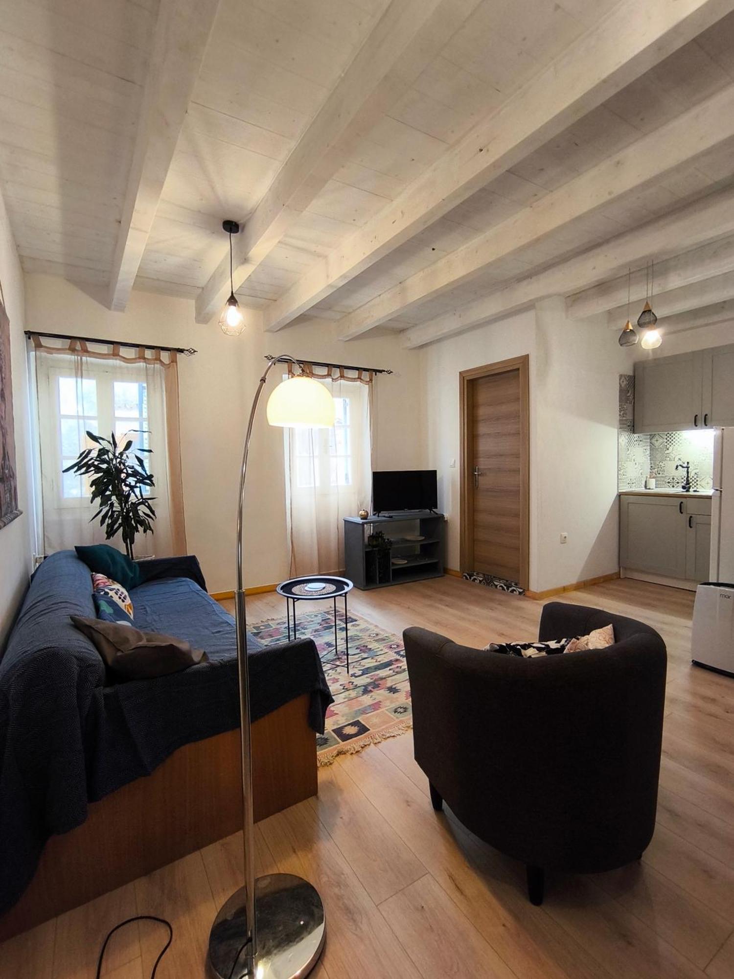 Dafnis Apartment Corfu Town Екстер'єр фото